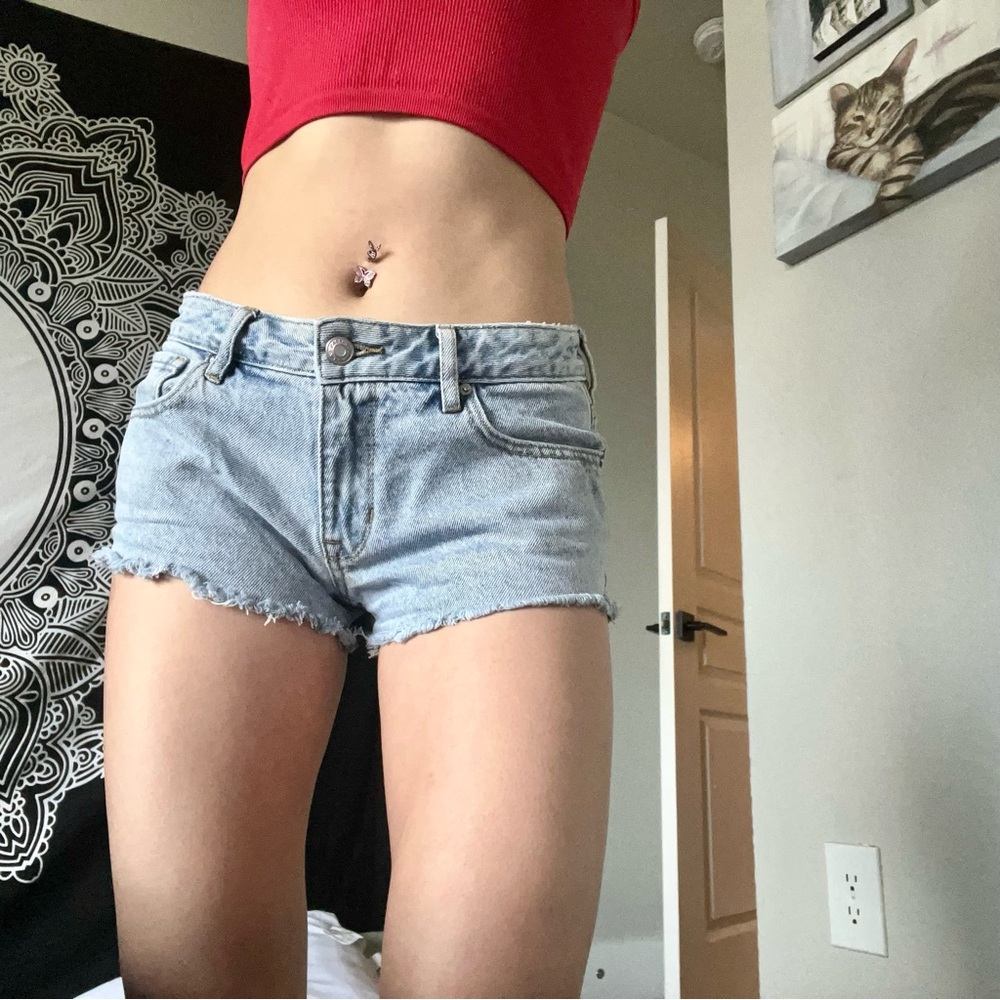 Low rise denim shorts